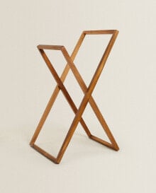 Acacia wood towel rack