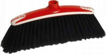 Brooms, scoops and floor brushes