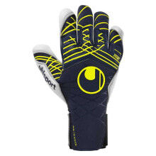 Goalkeeper gloves for football