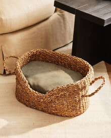 Oval pet cushion