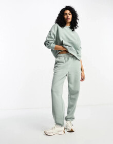 Women's trousers