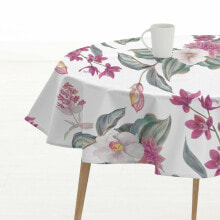 Tablecloths and napkins