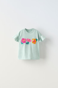 T-shirt with raised floral print