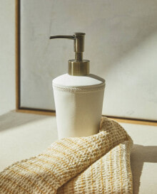 Ceramic bathroom soap dispenser with border