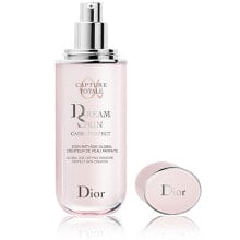 Moisturizing and nourishing the skin of the face Dior