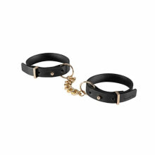 Handcuffs and restraints for BDSM