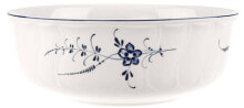 Dishes and salad bowls for serving