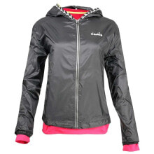 Women's coats, jackets and vests