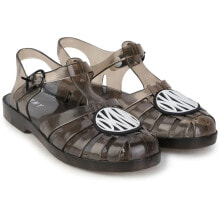 Sandals and sandals for girls