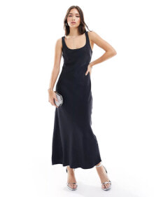 Купить черные женские платья-макси New Look: New Look scoop neck maxi satin dress in black