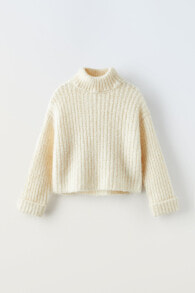 Knitted sweaters for girls