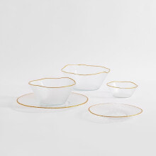 Dishes and salad bowls for serving