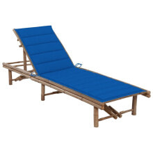 Sun beds and deck chairs