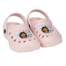 Sports flip-flops and crocs for girls