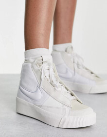 Nike – Blazer Mid Victory – Sneaker in Weiß-Bunt