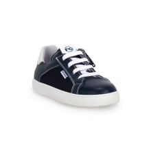 School sneakers and sneakers for boys