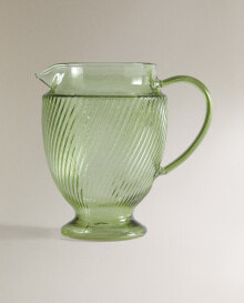 Borosilicate jug with raised design