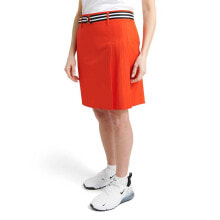 Women's Sports Shorts and skirts