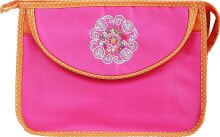 Women's cosmetic bags and beauty cases