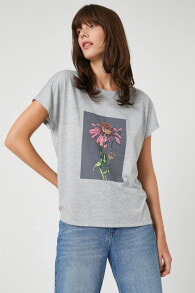 Women's T-shirts and Tops