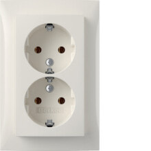Sockets, switches and frames berker 47748989 - Type E - White - Duroplast - 250 V - 1 A - 50/60 Hz