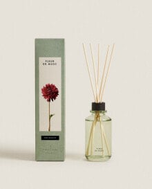 Aromatic diffusers and candles