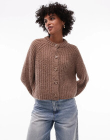 Women's sweaters and cardigans