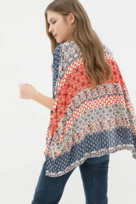 Women's capes and ponchos