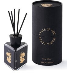 Aromatic diffusers and candles