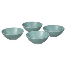 Dishes and salad bowls for serving