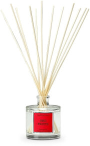 Aromatic diffusers and candles