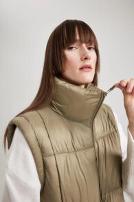 Women's insulated vests