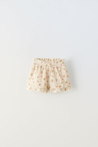 Textured floral bermuda shorts