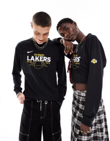 Купить мужские футболки и майки Nike Basketball: Nike Basketball NBA Unisex LA Lakers graphic long sleeve in black