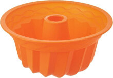 Dishes and molds for baking and baking