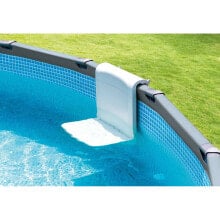 Accessories and accessories for swimming pools