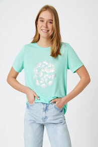 Women's T-shirts and Tops