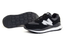 Мужские кроссовки Мужские кроссовки черные замшевые низкие New Balance M5740CBA