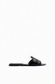 Women's sandals and sandals