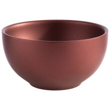 Dishes and salad bowls for serving