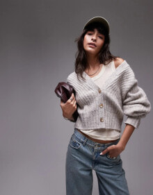 Women's sweaters and cardigans