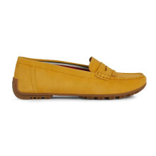 Women's moccasins