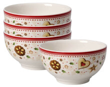 Dishes and salad bowls for serving