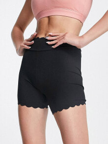 Женские спортивные шорты south Beach polyester scallop edge legging shorts in black 