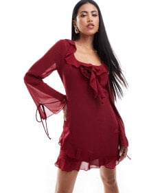 Купить женские вечерние платья Love Triangle: Love Triangle chiffon mini dress with corsage detail in merlot