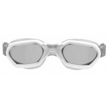 Swimming goggles