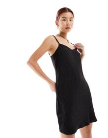 Купить черные женские мини-платья Vans: Vans benton cami dress in black