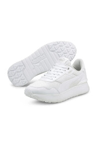 Women's Sports Sneakers