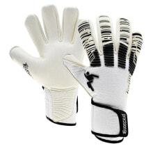 Goalkeeper gloves for football