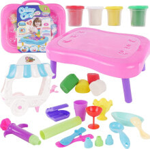 Plasticine and modeling paste for children